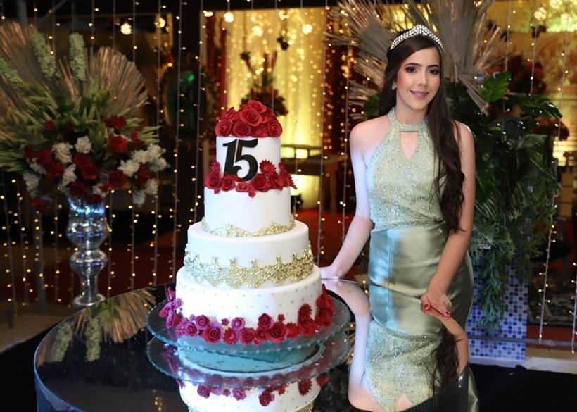 15 ANOS DE LETÍCIA HELLEN