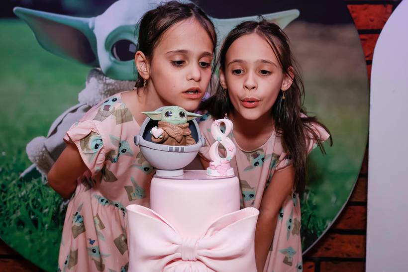 Beatriz e Isabela - 8 anos