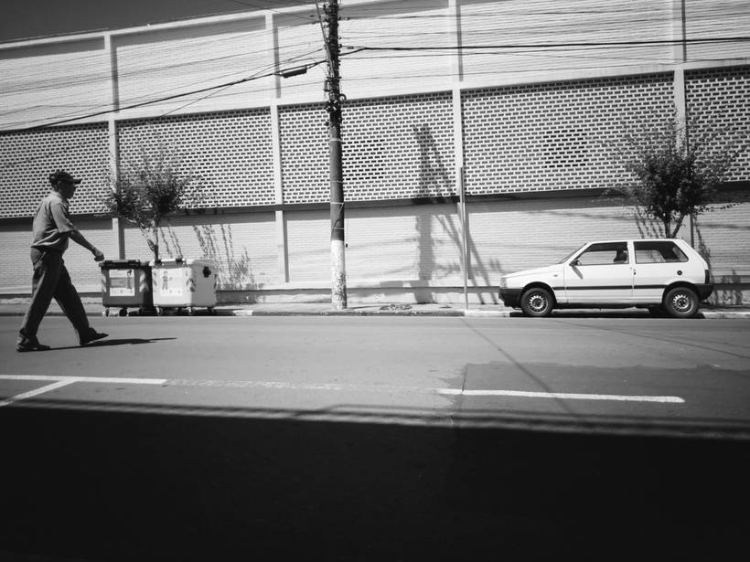 Autoral - Pelas ruas a fora