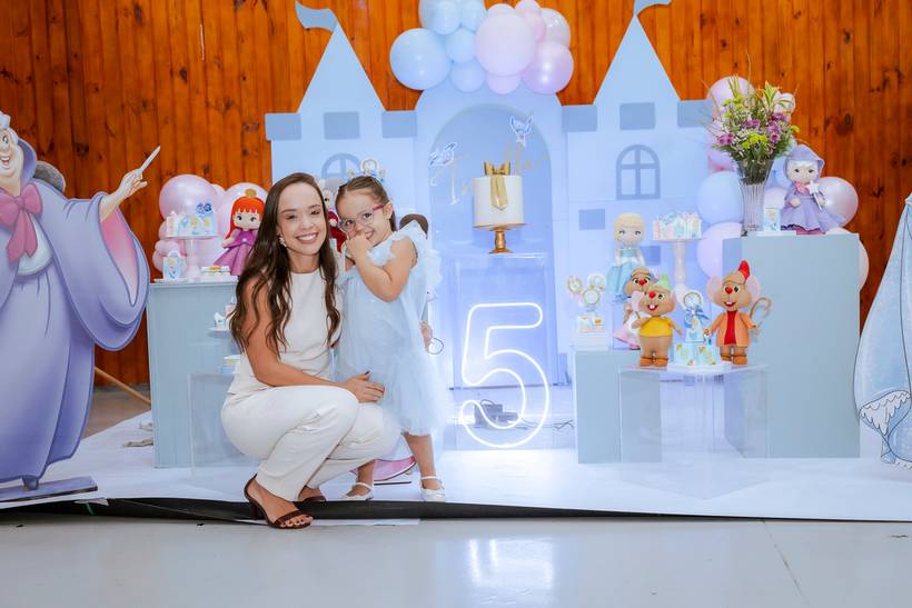 5 anos da Isabella