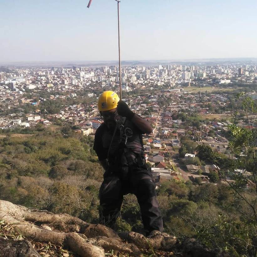 Participação no Curso de Técnicas Verticais - Santa Maria - RS