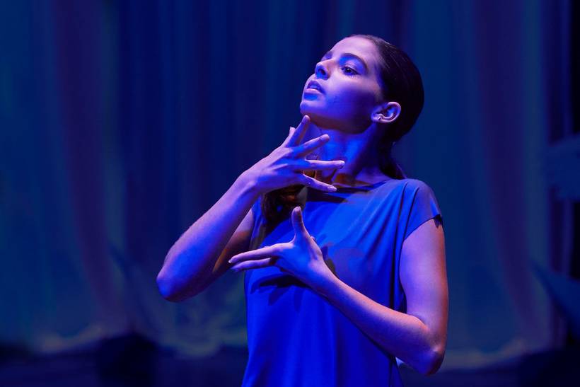 Performative Portrait