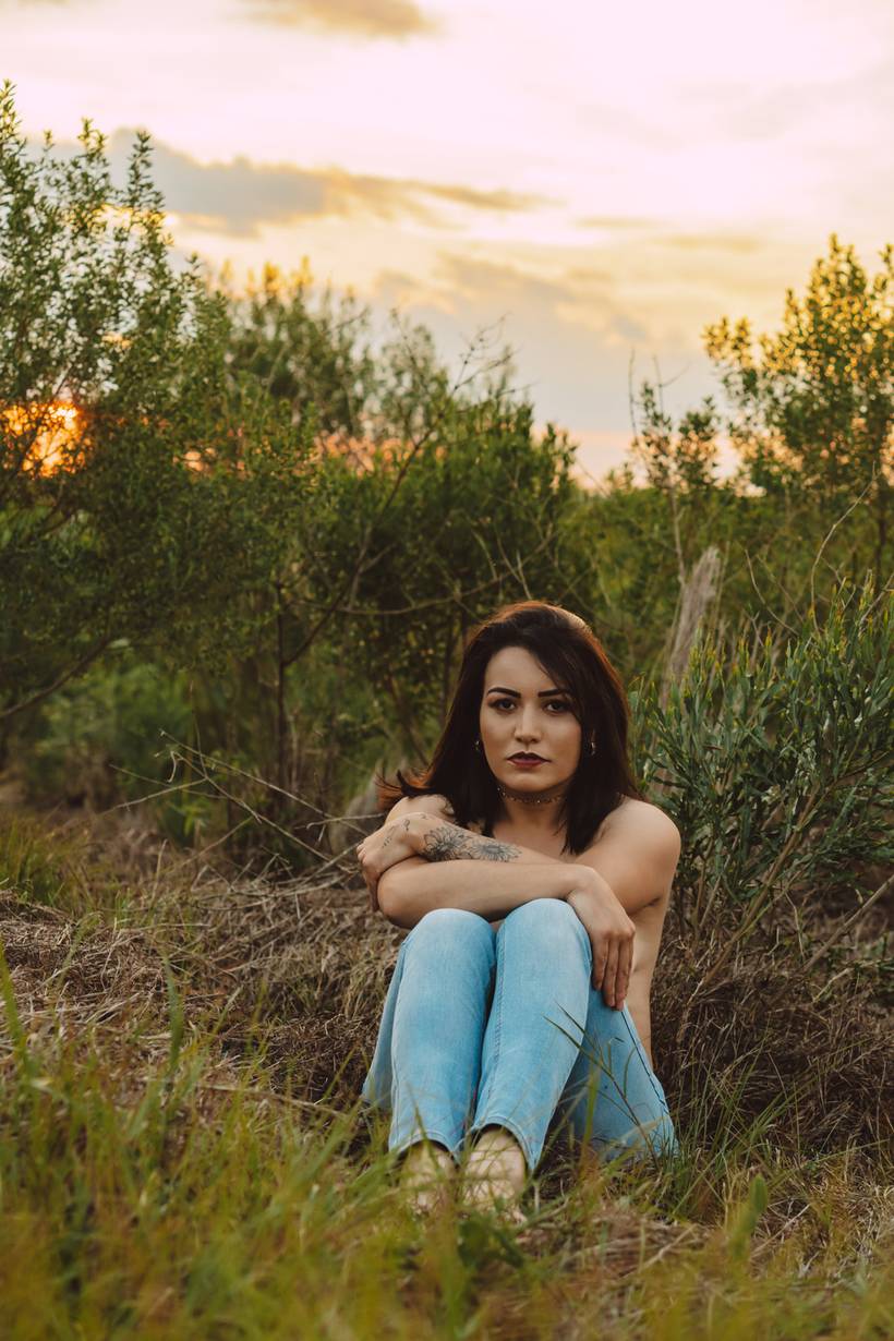 Ensaio Sensual na Natureza Gi