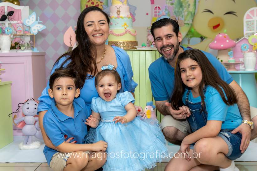 Beatriz 1 ano e Antônio 6 anos