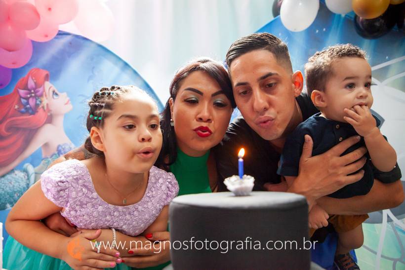 Henrique 1 ano e Sofia 7 anos