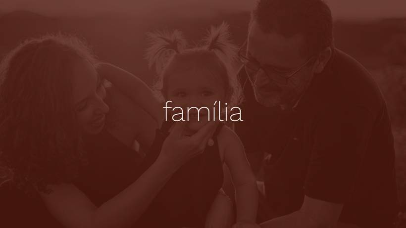 família