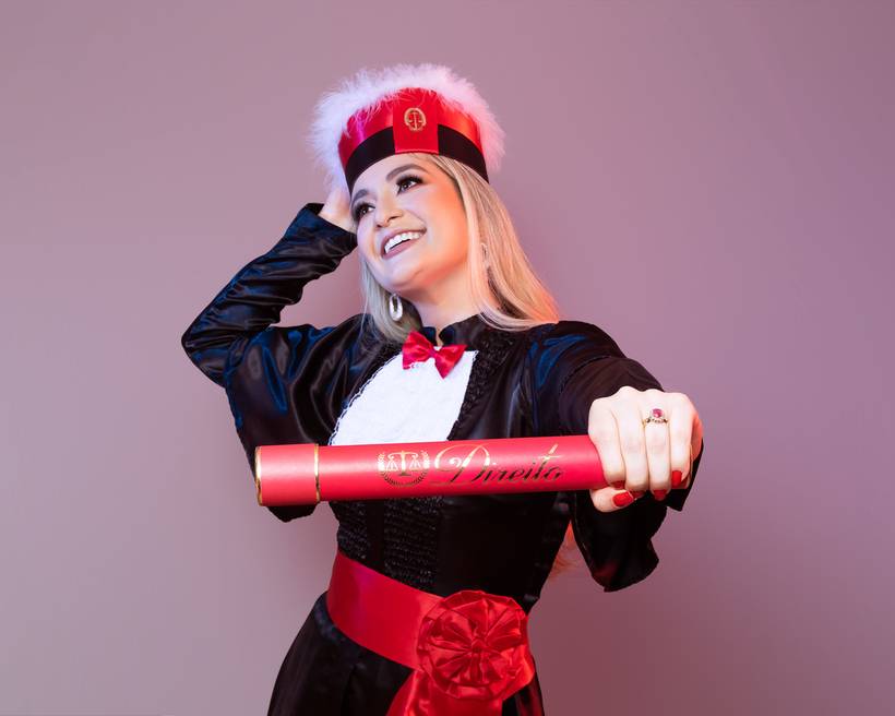 Formanda - Larissa Carvalho