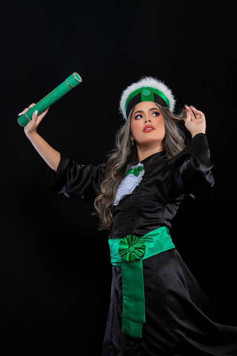 Formanda - Emanuelle Pereira